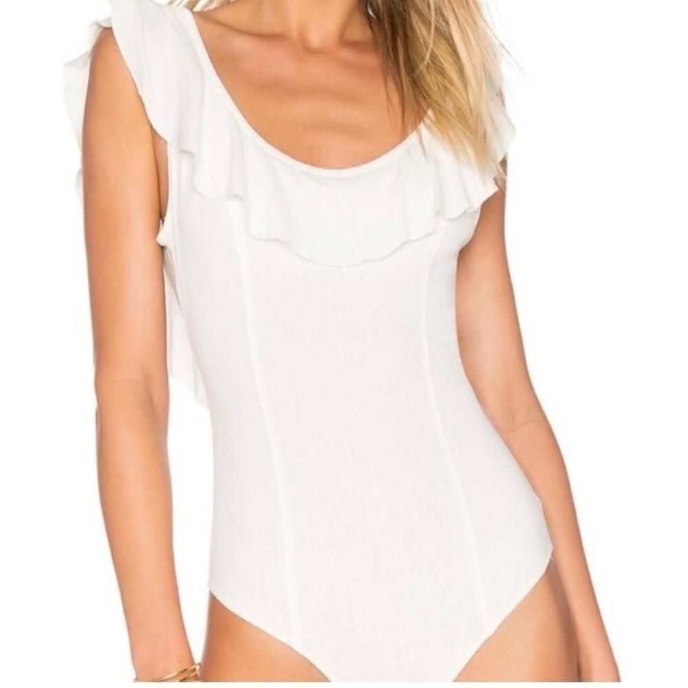 Free People Bodysuit Size XS White Ruffle Off Shoulder Scoop Neck Bohemian